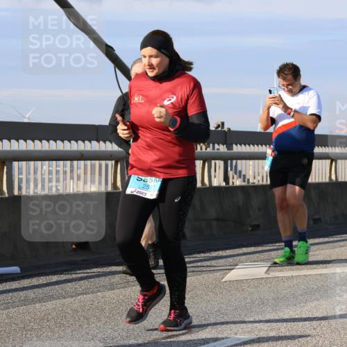 03.10.2025 - Köhlbrandbrückenlauf Strokosch-Dieckow http://msf.ph/oto/9125372 03.10.2025 10:07:58 Position 2 2517 meine-sportfotos.de