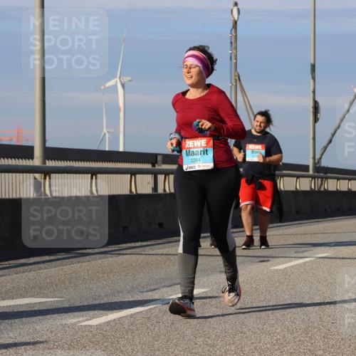 03.10.2025 - Köhlbrandbrückenlauf Strokosch-Dieckow http://msf.ph/oto/9125378 03.10.2025 10:08:01 Position 2 3284, 217 meine-sportfotos.de