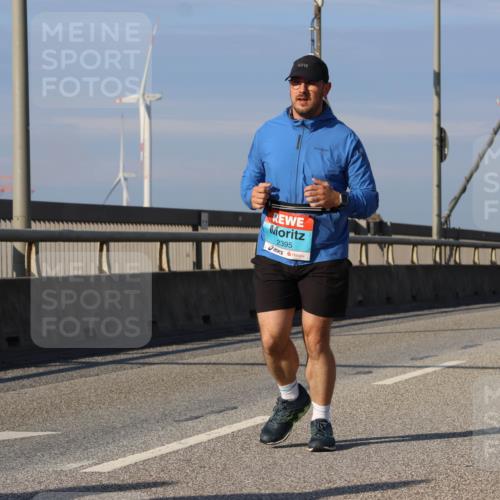 03.10.2025 - Köhlbrandbrückenlauf Strokosch-Dieckow http://msf.ph/oto/9125416 03.10.2025 10:08:06 Position 2 2395 meine-sportfotos.de