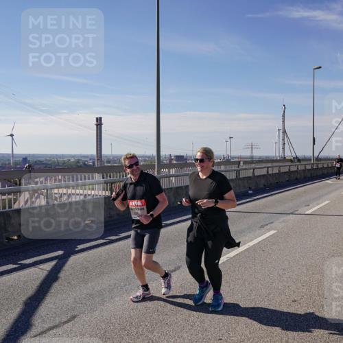 03.10.2025 - Köhlbrandbrückenlauf Michael Burmester http://msf.ph/oto/9125459 03.10.2025 13:09:16 Position 2  meine-sportfotos.de