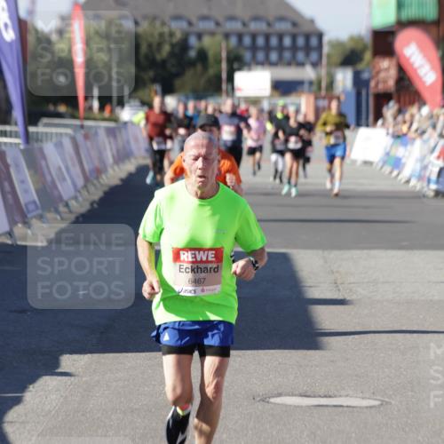 03.10.2025 - Köhlbrandbrückenlauf Jannik Wohlers http://msf.ph/oto/9125487 03.10.2025 13:07:10 Ziel 4444, 4451, 4588, 4804, 6065, 6302, 6423, 6427, 6467, 6822 meine-sportfotos.de