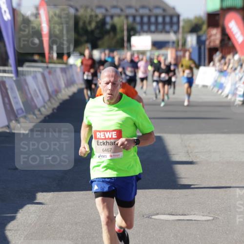 03.10.2025 - Köhlbrandbrückenlauf Jannik Wohlers http://msf.ph/oto/9125496 03.10.2025 13:07:11 Ziel 4444, 4451, 4588, 4804, 6065, 6302, 6423, 6427, 6467, 6822 meine-sportfotos.de