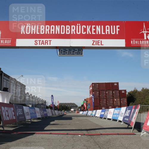 03.10.2025 - Köhlbrandbrückenlauf Jannik Wohlers http://msf.ph/oto/9125552 03.10.2025 12:31:21 Ziel  meine-sportfotos.de