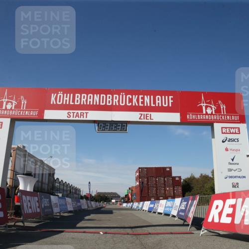 03.10.2025 - Köhlbrandbrückenlauf Jannik Wohlers http://msf.ph/oto/9125555 03.10.2025 12:31:38 Ziel  meine-sportfotos.de