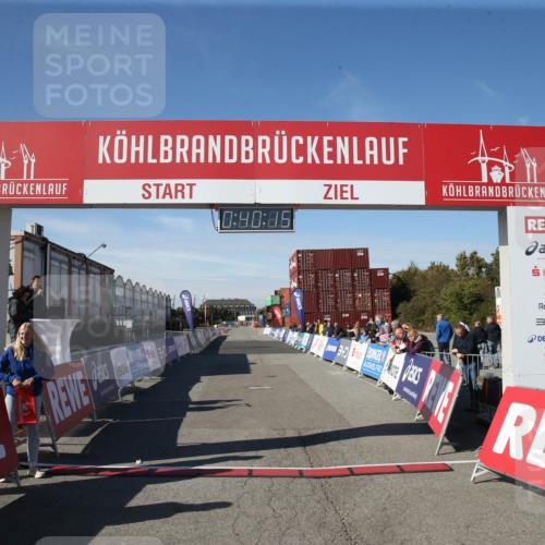 03.10.2025 - Köhlbrandbrückenlauf Jannik Wohlers http://msf.ph/oto/9125557 03.10.2025 12:40:16 Ziel  meine-sportfotos.de