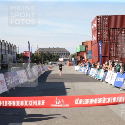 03.10.2025 - Köhlbrandbrückenlauf Jannik Wohlers http://msf.ph/oto/9125560 03.10.2025 12:41:47 Ziel  meine-sportfotos.de