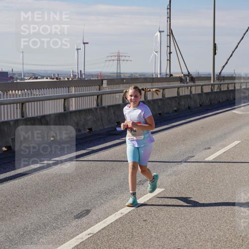 03.10.2025 - Köhlbrandbrückenlauf Michael Burmester http://msf.ph/oto/9125564 03.10.2025 13:09:28 Position 2 5611 meine-sportfotos.de