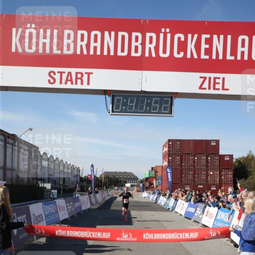03.10.2025 - Köhlbrandbrückenlauf Jannik Wohlers http://msf.ph/oto/9125575 03.10.2025 12:41:52 Ziel 6099 meine-sportfotos.de