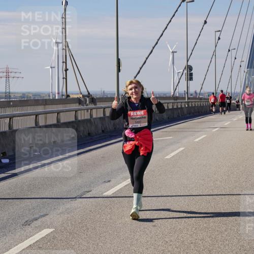 03.10.2025 - Köhlbrandbrückenlauf Michael Burmester http://msf.ph/oto/9125592 03.10.2025 13:09:40 Position 2 5497 meine-sportfotos.de