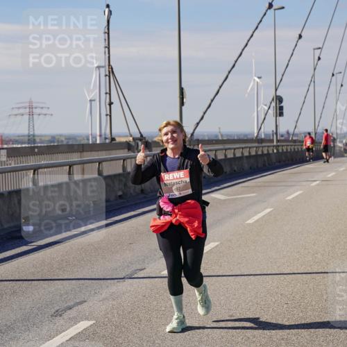 03.10.2025 - Köhlbrandbrückenlauf Michael Burmester http://msf.ph/oto/9125596 03.10.2025 13:09:40 Position 2 5497 meine-sportfotos.de