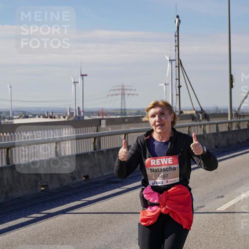 03.10.2025 - Köhlbrandbrückenlauf Michael Burmester http://msf.ph/oto/9125612 03.10.2025 13:09:41 Position 2 5497 meine-sportfotos.de