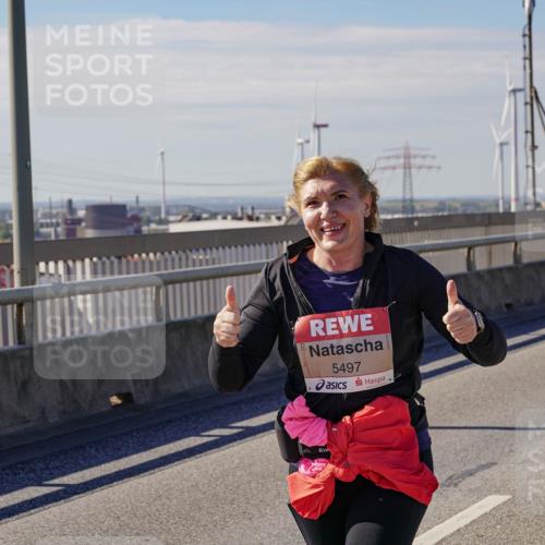 03.10.2025 - Köhlbrandbrückenlauf Michael Burmester http://msf.ph/oto/9125619 03.10.2025 13:09:42 Position 2 5497 meine-sportfotos.de
