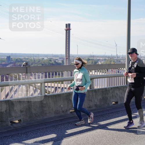 03.10.2025 - Köhlbrandbrückenlauf Michael Burmester http://msf.ph/oto/9125700 03.10.2025 13:09:59 Position 2  meine-sportfotos.de