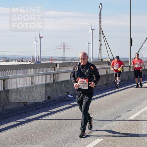 03.10.2025 - Köhlbrandbrückenlauf Michael Burmester http://msf.ph/oto/9125704 03.10.2025 13:10:00 Position 2 5759 meine-sportfotos.de