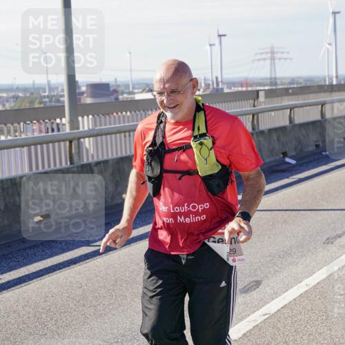 03.10.2025 - Köhlbrandbrückenlauf Michael Burmester http://msf.ph/oto/9125765 03.10.2025 13:10:09 Position 2 29 meine-sportfotos.de