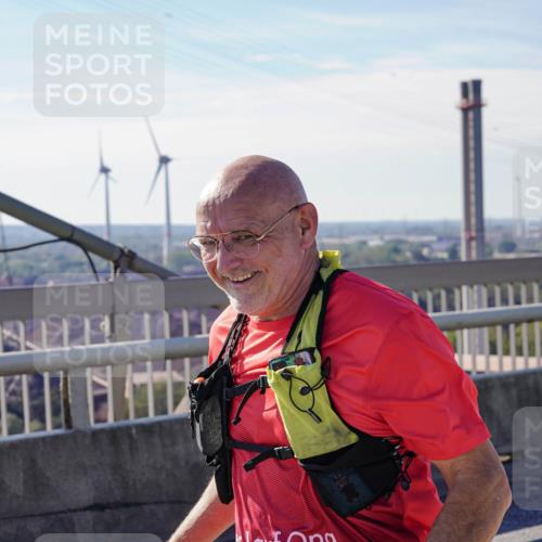 03.10.2025 - Köhlbrandbrückenlauf Michael Burmester http://msf.ph/oto/9125784 03.10.2025 13:10:10 Position 2  meine-sportfotos.de