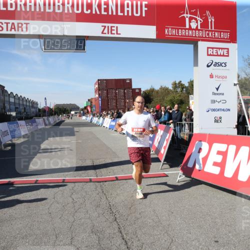 03.10.2025 - Köhlbrandbrückenlauf Jannik Wohlers http://msf.ph/oto/9125828 03.10.2025 12:55:14 Ziel 6130, 6410 meine-sportfotos.de