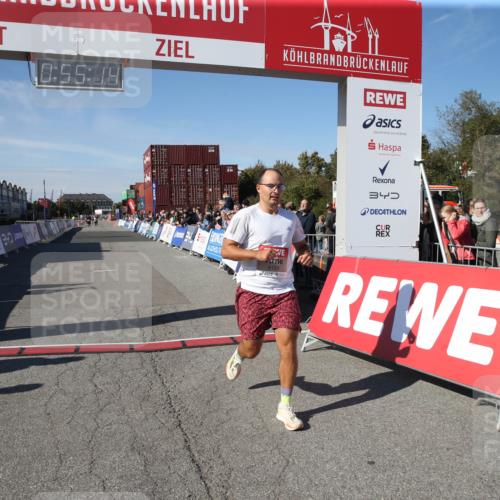 03.10.2025 - Köhlbrandbrückenlauf Jannik Wohlers http://msf.ph/oto/9125833 03.10.2025 12:55:14 Ziel 6130, 6410 meine-sportfotos.de