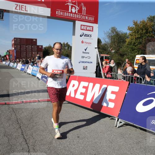 03.10.2025 - Köhlbrandbrückenlauf Jannik Wohlers http://msf.ph/oto/9125837 03.10.2025 12:55:15 Ziel 6130, 6410 meine-sportfotos.de