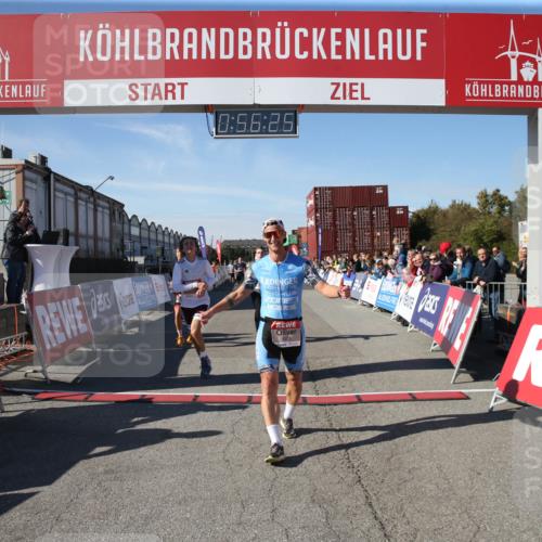 03.10.2025 - Köhlbrandbrückenlauf Jannik Wohlers http://msf.ph/oto/9125847 03.10.2025 12:56:25 Ziel 4028, 4050, 4078, 4166, 4170, 4231, 4478, 5957, 6266 meine-sportfotos.de