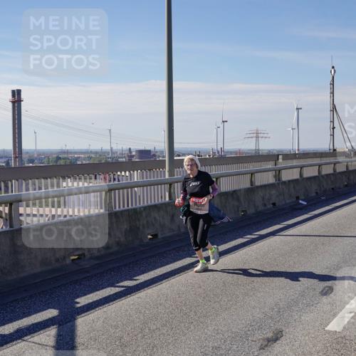 03.10.2025 - Köhlbrandbrückenlauf Michael Burmester http://msf.ph/oto/9125873 03.10.2025 13:10:29 Position 2  meine-sportfotos.de