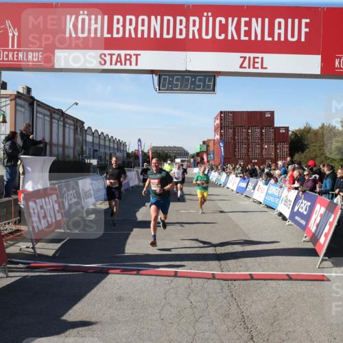 03.10.2025 - Köhlbrandbrückenlauf Jannik Wohlers http://msf.ph/oto/9125877 03.10.2025 12:57:54 Ziel 4037, 4046, 4102, 4654, 5669, 5960, 5961, 6371, 6518, 6519, 6520 meine-sportfotos.de