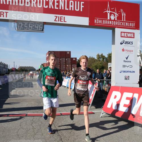 03.10.2025 - Köhlbrandbrückenlauf Jannik Wohlers http://msf.ph/oto/9125920 03.10.2025 12:58:46 Ziel 4148, 4368, 5824, 6167 meine-sportfotos.de
