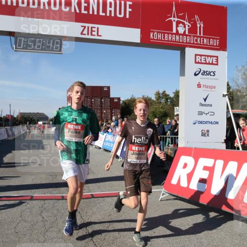 03.10.2025 - Köhlbrandbrückenlauf Jannik Wohlers http://msf.ph/oto/9125922 03.10.2025 12:58:46 Ziel 4148, 4368, 5824, 6167 meine-sportfotos.de