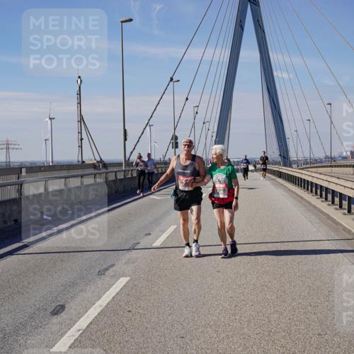 03.10.2025 - Köhlbrandbrückenlauf Michael Burmester http://msf.ph/oto/9125931 03.10.2025 13:10:36 Position 2 111 meine-sportfotos.de