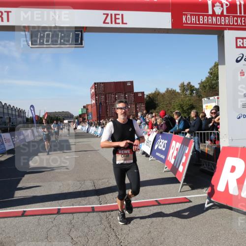 03.10.2025 - Köhlbrandbrückenlauf Jannik Wohlers http://msf.ph/oto/9125966 03.10.2025 13:01:18 Ziel 4737, 5779, 5915, 6187, 6307, 6614 meine-sportfotos.de