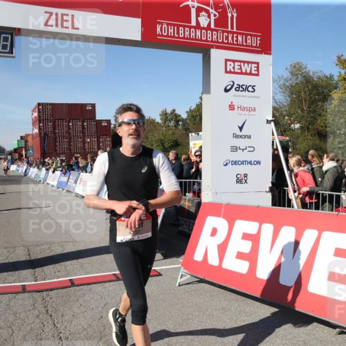 03.10.2025 - Köhlbrandbrückenlauf Jannik Wohlers http://msf.ph/oto/9125975 03.10.2025 13:01:18 Ziel 4737, 5779, 5915, 6187, 6307, 6614 meine-sportfotos.de