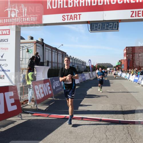 03.10.2025 - Köhlbrandbrückenlauf Jannik Wohlers http://msf.ph/oto/9125990 03.10.2025 13:01:21 Ziel 4199, 4304, 4737, 5915, 6187, 6307, 6614, 6775 meine-sportfotos.de