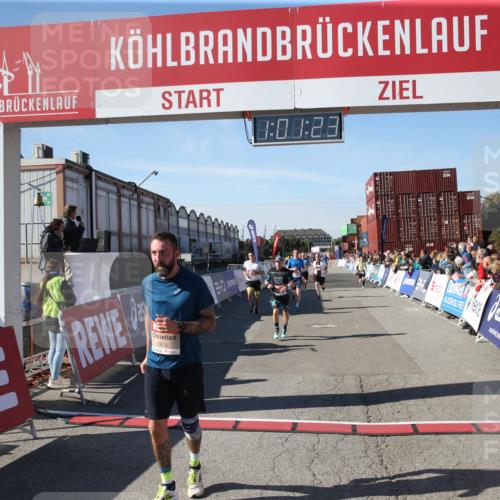 03.10.2025 - Köhlbrandbrückenlauf Jannik Wohlers http://msf.ph/oto/9125995 03.10.2025 13:01:24 Ziel 4073, 4199, 4219, 4284, 4292, 4304, 4737, 5915, 6187, 6307, 6775 meine-sportfotos.de