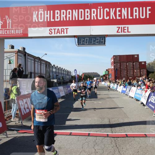 03.10.2025 - Köhlbrandbrückenlauf Jannik Wohlers http://msf.ph/oto/9125997 03.10.2025 13:01:24 Ziel 4073, 4199, 4219, 4284, 4292, 4304, 4737, 5915, 6187, 6307, 6775 meine-sportfotos.de
