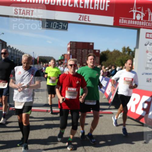 03.10.2025 - Köhlbrandbrückenlauf Jannik Wohlers http://msf.ph/oto/9126012 03.10.2025 13:10:35 Ziel 4386, 4429, 4514, 4710, 4711, 4774, 5229, 5383, 5410, 5689, 5738, 5889, 6024, 6177, 6269, 6273, 6294, 6779, 6781, 6782 meine-sportfotos.de