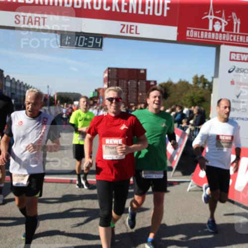 03.10.2025 - Köhlbrandbrückenlauf Jannik Wohlers http://msf.ph/oto/9126016 03.10.2025 13:10:35 Ziel 4386, 4429, 4514, 4710, 4711, 4774, 5229, 5383, 5410, 5689, 5738, 5889, 6024, 6177, 6269, 6273, 6294, 6779, 6781, 6782 meine-sportfotos.de