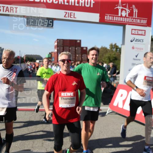 03.10.2025 - Köhlbrandbrückenlauf Jannik Wohlers http://msf.ph/oto/9126019 03.10.2025 13:10:35 Ziel 4386, 4429, 4514, 4710, 4711, 4774, 5229, 5383, 5410, 5689, 5738, 5889, 6024, 6177, 6269, 6273, 6294, 6779, 6781, 6782 meine-sportfotos.de