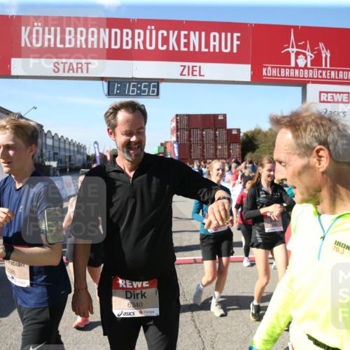 03.10.2025 - Köhlbrandbrückenlauf Jannik Wohlers http://msf.ph/oto/9126054 03.10.2025 13:16:56 Ziel 4168, 4331, 4359, 4605, 4861, 4978, 5028, 5053, 5099, 5100, 5166, 5302, 5385, 5386, 5453, 5467, 5840, 6286, 6340, 6343, 6474, 6620, 6623, 6626, 6658, 6697, 6785 meine-sportfotos.de