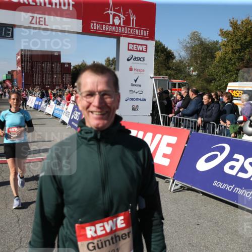 03.10.2025 - Köhlbrandbrückenlauf Jannik Wohlers http://msf.ph/oto/9126110 03.10.2025 13:20:14 Ziel 4397, 4402, 4565, 4779, 4994, 5037, 5160, 5175, 5328, 5456, 5481, 5672, 5683, 5850, 6035, 6136, 6589, 6649 meine-sportfotos.de