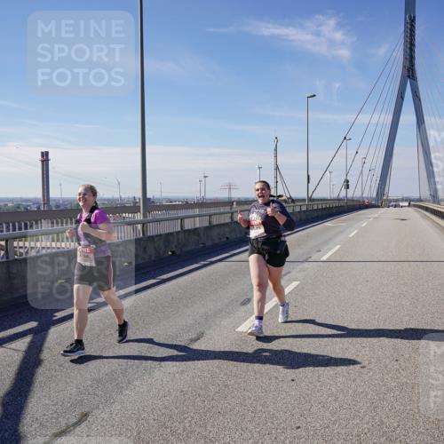 03.10.2025 - Köhlbrandbrückenlauf Michael Burmester http://msf.ph/oto/9126151 03.10.2025 13:11:00 Position 2  meine-sportfotos.de