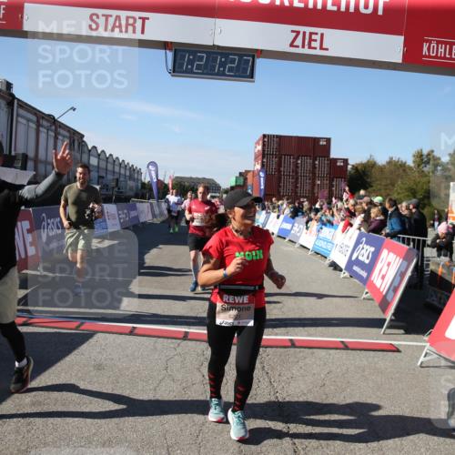 03.10.2025 - Köhlbrandbrückenlauf Jannik Wohlers http://msf.ph/oto/9126198 03.10.2025 13:21:27 Ziel 4367, 4379, 4838, 4917, 5149, 5483, 5506, 5725, 5871, 6040, 6132, 6186, 6221, 6675, 6676, 6679, 6802 meine-sportfotos.de