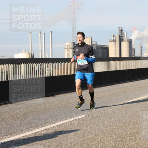 03.10.2025 - Köhlbrandbrückenlauf Lena Gebhardt http://msf.ph/oto/9126204 03.10.2025 09:46:08 Position 2 1316, 1144 meine-sportfotos.de