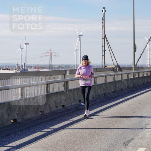 03.10.2025 - Köhlbrandbrückenlauf Michael Burmester http://msf.ph/oto/9126238 03.10.2025 13:11:56 Position 2  meine-sportfotos.de