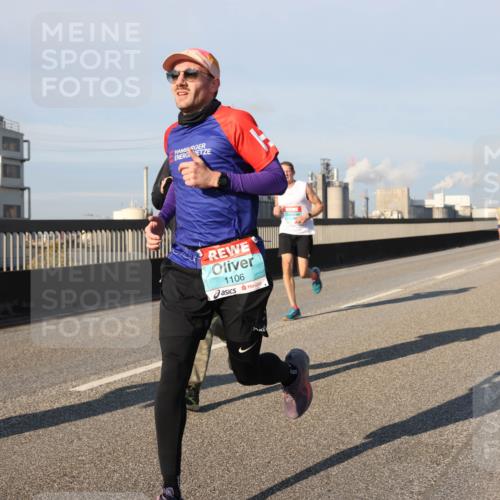 03.10.2025 - Köhlbrandbrückenlauf Lena Gebhardt http://msf.ph/oto/9126252 03.10.2025 09:46:10 Position 2 1106 meine-sportfotos.de