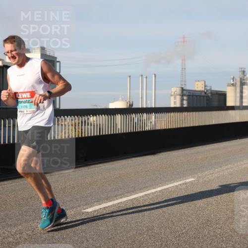 03.10.2025 - Köhlbrandbrückenlauf Lena Gebhardt http://msf.ph/oto/9126286 03.10.2025 09:46:11 Position 2 1176 meine-sportfotos.de