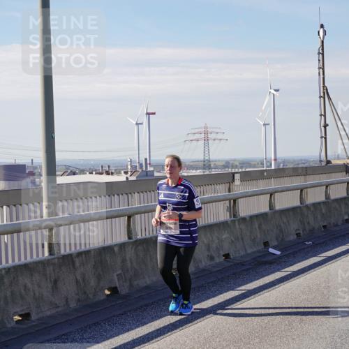 03.10.2025 - Köhlbrandbrückenlauf Michael Burmester http://msf.ph/oto/9126311 03.10.2025 13:12:16 Position 2  meine-sportfotos.de