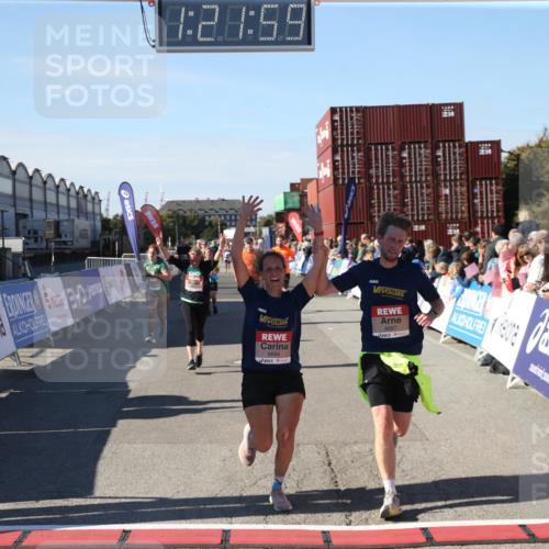 03.10.2025 - Köhlbrandbrückenlauf Jannik Wohlers http://msf.ph/oto/9126323 03.10.2025 13:21:59 Ziel 4291, 5776, 6005, 6237, 6332, 6532, 6684, 6687, 6729 meine-sportfotos.de