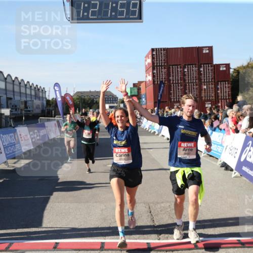03.10.2025 - Köhlbrandbrückenlauf Jannik Wohlers http://msf.ph/oto/9126328 03.10.2025 13:21:59 Ziel 4291, 5776, 6005, 6237, 6332, 6532, 6684, 6687, 6729 meine-sportfotos.de