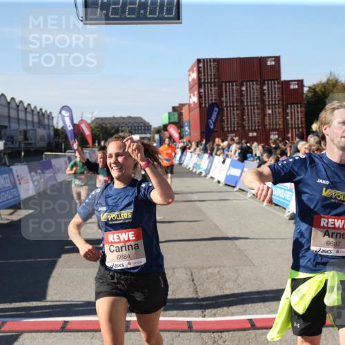 03.10.2025 - Köhlbrandbrückenlauf Jannik Wohlers http://msf.ph/oto/9126343 03.10.2025 13:22:00 Ziel 4291, 5776, 6005, 6237, 6332, 6532, 6684, 6687, 6729 meine-sportfotos.de