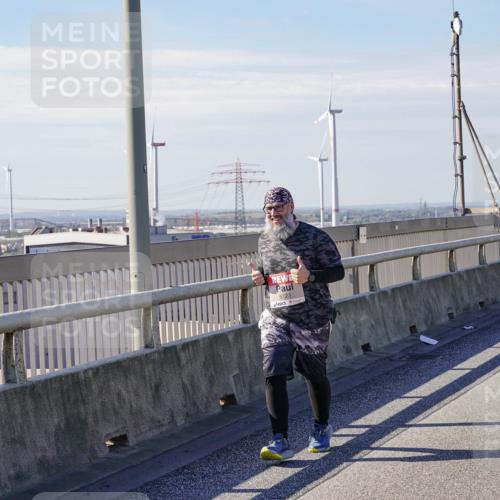 03.10.2025 - Köhlbrandbrückenlauf Michael Burmester http://msf.ph/oto/9126346 03.10.2025 13:12:28 Position 2 6123 meine-sportfotos.de